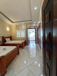 BEACH FRONT 3 Bedroom Bungalow - 3