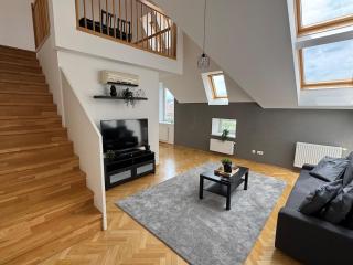 100qm, balcony, near center, Schönbrunn, attic - Axara Housing OSW 1 32 - Vienne - 0