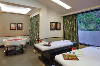 Mayfair Spa Resort & Casino - 4