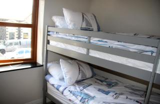 2 Bedroom UlsterApartments - Portrush - 6