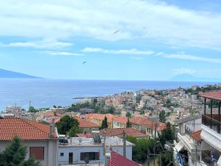 Rooftop Guesthouse - Cavala - 9