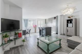 Enjoy Valencia: Deluxe Apartment with Terrace - 0