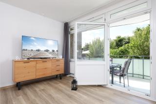 Promenade 5a Koje 33 - 2