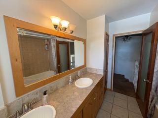 Surrey Private Room - Surrey - 6