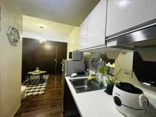 Cozy Rooms at Air Residences Makati - Manila - 9
