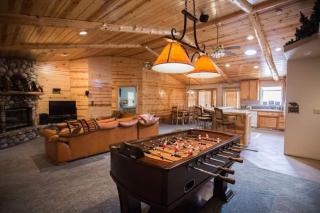 Luxury w Spa Foosball Near Summit - DeCarlo House - Big Bear Lake - 0