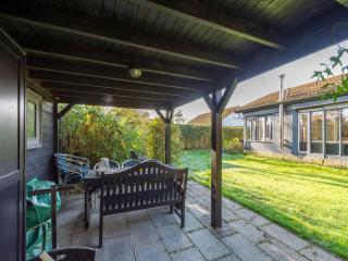Holiday Home in Julianadorp by the Beach - De Zandloper - 1
