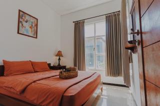 Rajabali Villa Batu - Tlekung - 2