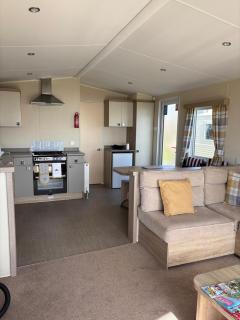 3 Bedroom, Sleep 6, Wi-Fi, Decking, Sea-View, Parking - Budleigh Salterton - 3