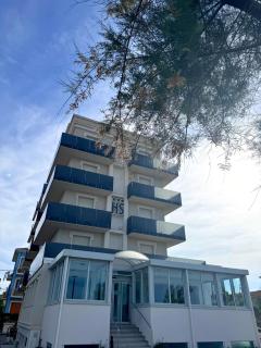 Hotel Sayonara - Senigallia - 0