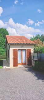 Maison T2 indépendante avec terrasse et parking - Buxerolles - 0