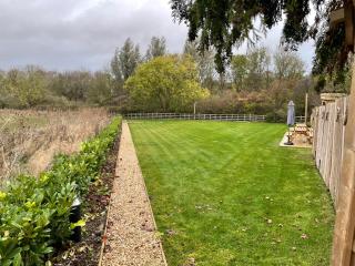 Rose Garden lodge stunning views - Turvey - 6