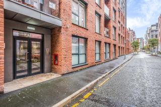2Bed 2Bath Free Parking Very Central - 1