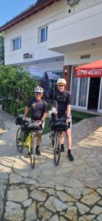 Bar-Restaurant-Hotel-Familja - Klos - 8