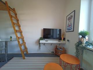 Central Studio in Heritage Bldg - Warsaw - 6