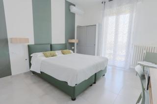 HOLABOLOGNA Luxury Rooms and Flats - 1