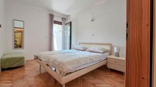 Maria Valter - 1