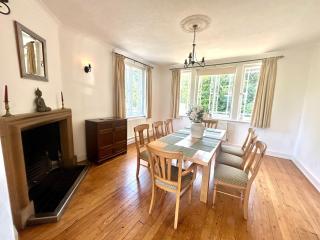 Private Lincoln Retreat - 4 Bedroom House - Lincoln - 6