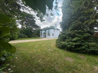 Private Lincoln Retreat - 4 Bedroom House - Lincoln - 0
