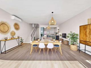 Lovely 3 Bedroom Apartments - 6