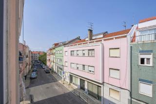 Elegant 3-Bedroom Apartment with Tejo River View in Alameda - Lisbona - 8