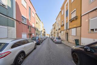 Elegant 3-Bedroom Apartment with Tejo River View in Alameda - Lisbona - 7