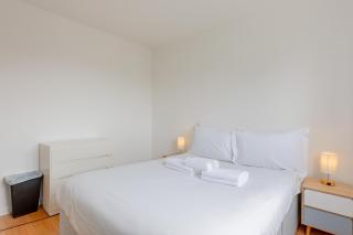 Well-located 3BD Flat with Private Balcony - Londra - 9