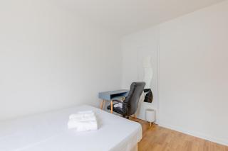 Well-located 3BD Flat with Private Balcony - Londra - 1