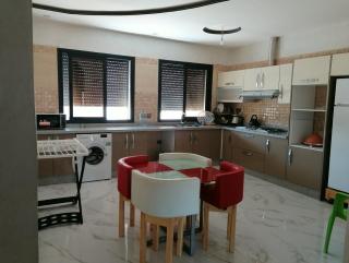F3 a 3 min à pied de la plage vous serez bien au plein soleil 2 Chambre plus salon ouvert avec cuisine salle de bain - Saidia - 7