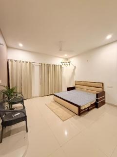 The Happy Hangout - Zirakpur - 8
