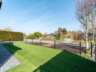 Wellness Home by Dutch Coast with Sauna - 6