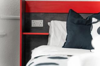 Solo Stay in Dudley Studio with Kitchen & Wi-Fi - Dudley - 1