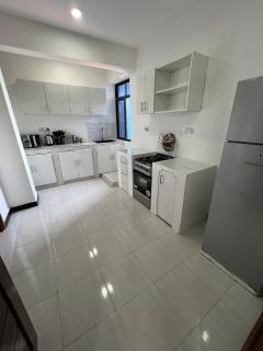 Modern 3BR in Masaki With Gym &Pool - Dar es Salaam - 4