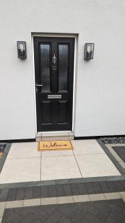 Modern Gilliver House Rural retreat sleeps 7 - 7