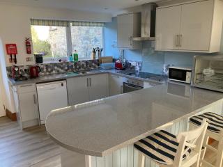 Newport Pembs 4 Star Cottage - Newport - 2