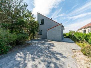 Exquisite villa beachside with pool - Julianadorp - 1