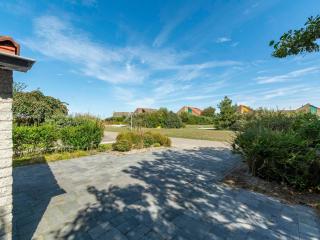 Exquisite villa beachside with pool - Julianadorp - 2