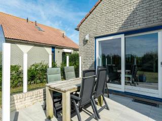 Exquisite villa beachside with pool - Julianadorp - 7