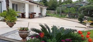 Apartman Nevia lka - Opric - 8