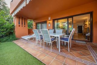 Bougainvillea Retreat, Espacioso Terraza & Parking - Estepona - 6