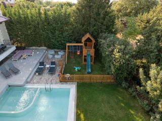 FREE Breakfast, Villa Dreamcatcher with Outdoor and Indoor Pool, Hot Tub, Playroom and Home Cinema - Atsipopoulo - 9