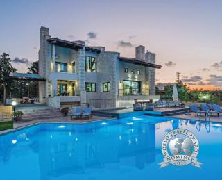 FREE Breakfast, Villa Dreamcatcher with Outdoor and Indoor Pool, Hot Tub, Playroom and Home Cinema - Atsipopoulo - 0
