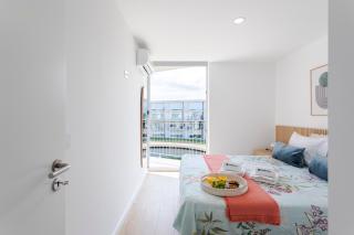 HostWise - Bright Flat with Balcony and Garage - Vila Nova de Gaia - 3