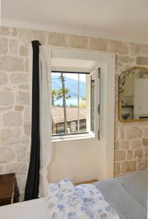 Stone Retreat - 1 min to the Sea - Trstenik - 6