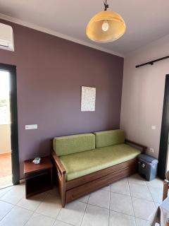Girogiali Apt 3 - Kamára - 7