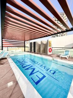 JVC Apartment Near Circle Mall - 0