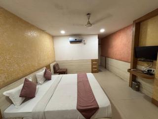 Paradise Hotel and Banquet, Indore - Indore - 4