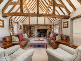 Pass the Keys Chilterns Farm House - West Wycombe Park - - 4