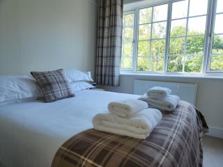 80 Filey Road - 2 bed first floor apartment with sea views and parking - Scarborough - 3