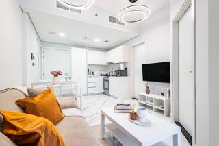 Sleek & Modern 1BDR - Huge Balcony - 3 min walk to ADGM - Cleveland - Galleria - Upgraded - Abu Dhabi - 8